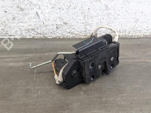 Høyre bak lås HYUNDAI GETZ (TB) 1.1 (67 hp) 31784336