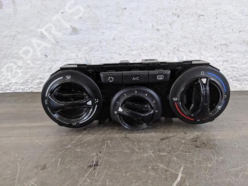 Andre PEUGEOT 208 I (CA_, CC_) 1.0 VTi (68 hp) 31782337