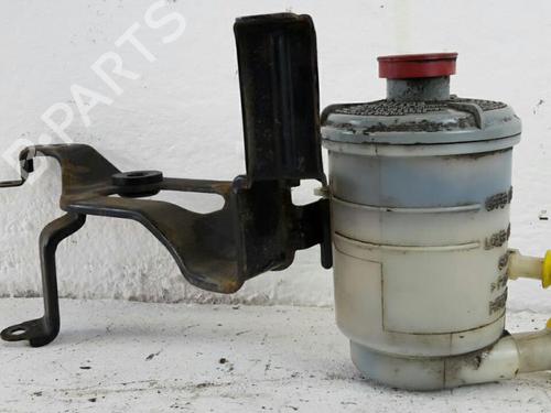 Servolenkungsbehälter für HONDA CR-V II (RD_) 2.2 CTDi (RD9) (140 hp) 31781213