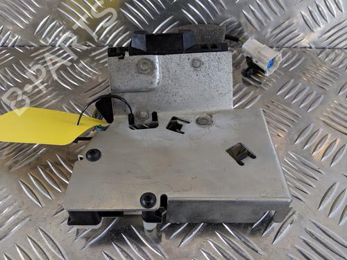 Tailgate lock NISSAN PRIMERA Hatchback (P11) 1.8 16V | BP31781943C101