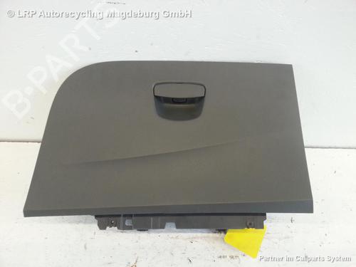 Dashboardkastje SEAT IBIZA IV SC (6J1, 6P5) 1.4 TDI (80 hp) 31778159