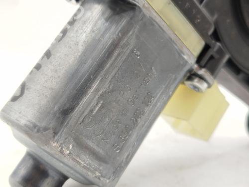 Right front window motor SEAT LEON SC (5F5) 1.4 TSI | BP31787837E20 