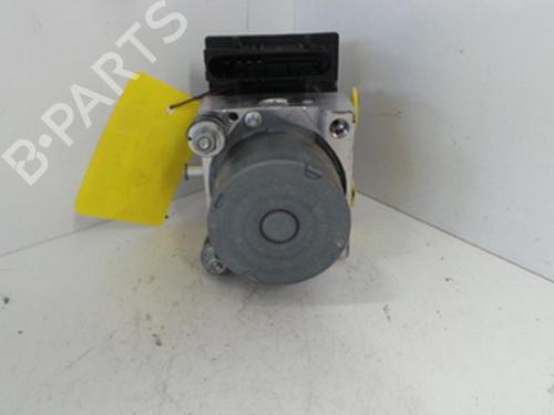 Used ABS pump ABS pump RENAULT CLIO II (BB_, CB_) 1.2 16V (BB05, BB0W, BB11, BB27, BB2T, BB2U, BB2V, CB05,... (75 hp) 31776320 31776320