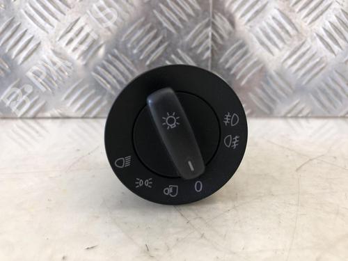 Lichtschalter für VW PASSAT B6 Variant (3C5) 1.9 TDI (105 hp) 31786395