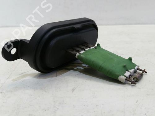 Used Heater resistor VW TRANSPORTER T5 Bus (7HB, 7HJ, 7EB, 7EJ) 2.5 TDI (130 hp) 31779524