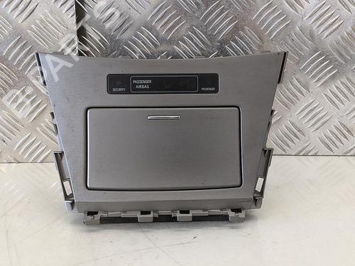 Cendrier TOYOTA AVENSIS Estate (_T27_) 2.2 D-4D (ADT271_, ADT271R) (150 hp) 31785259