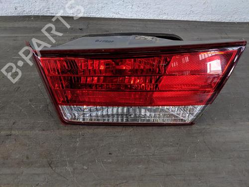 Farolim direito da mala HYUNDAI SONATA V (NF) 2.4 (162 hp) 31780335