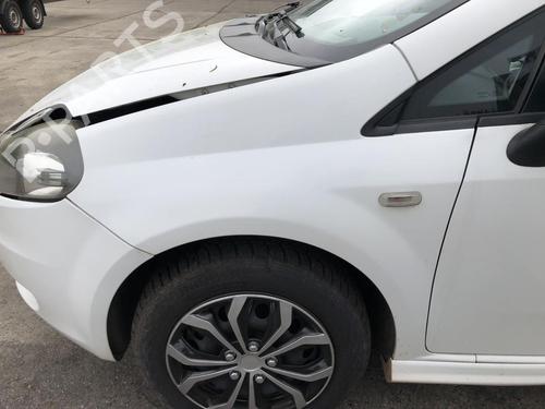 Used Left front fenders Left front fenders FIAT GRANDE PUNTO (199_) 1.4 (199AXB11, 199AXB1A, 199BXB1A, 199AXL1A) (77 hp) 35917988 35917988