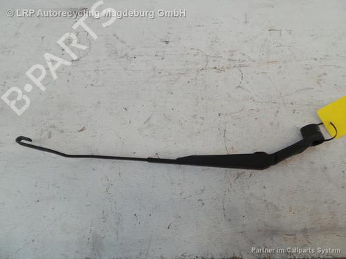 Braccio tergicristallo anteriore HYUNDAI i20 I (PB, PBT) 1.2 (78 hp) 31777859