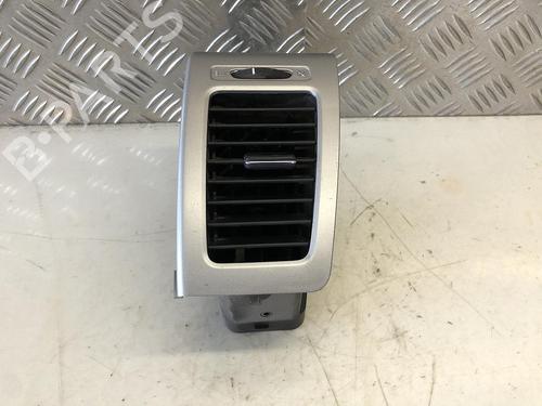Used Air vent SUZUKI LIANA (ER, RH_) 1.6 (RH416) (107 hp) 31785922