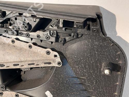 Høyre frontpanel VW GOLF VIII Variant (CG5, DB5) 1.0 TSI | BP31791501C59 