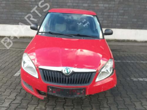 left-taillight-skoda-fabia-ii-542-2006-2007-2008-2009-2010-2011-2012-2013-2014-31774688 main image