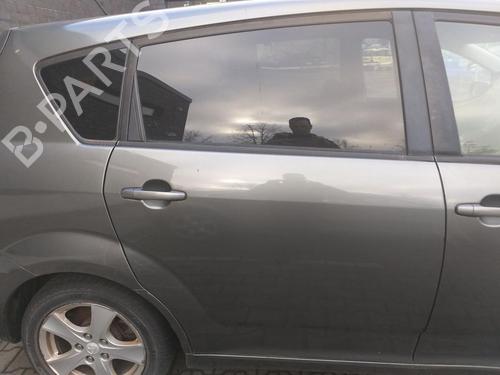 Puerta trasera derecha TOYOTA COROLLA Verso (ZER_, ZZE12_, R1_) 2.2 D-4D (AUR10_, AUR10R) (136 hp) 31772985