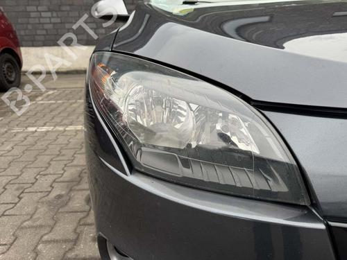 Phare droit Phare droit RENAULT MEGANE III Grandtour (KZ0/1) 1.9 dCi (KZ0J, KZ0N, KZ1S) (131 hp) 33966189 33966189
