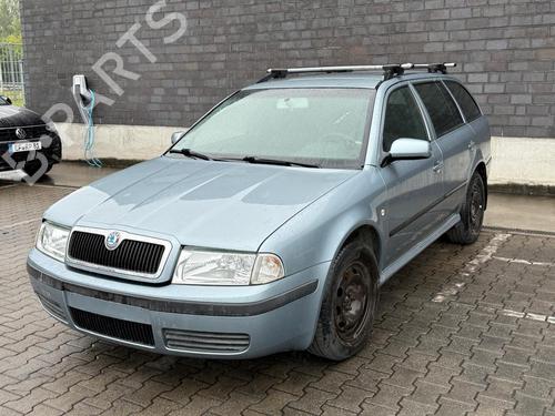 Right headlight SKODA OCTAVIA I Combi (1U5) 1.6 | BP31774431C29