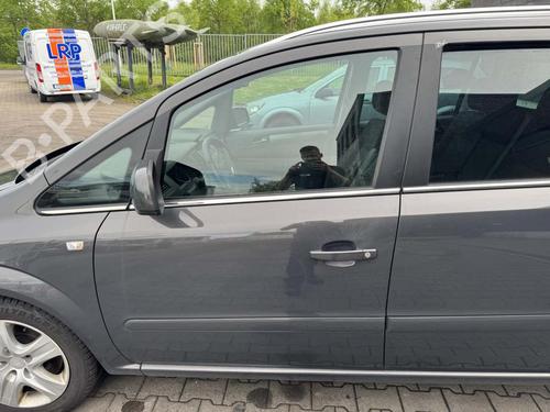 Used Left front door Left front door OPEL ZAFIRA / ZAFIRA FAMILY B (A05) 1.7 CDTI (M75) (125 hp) 35917241 35917241