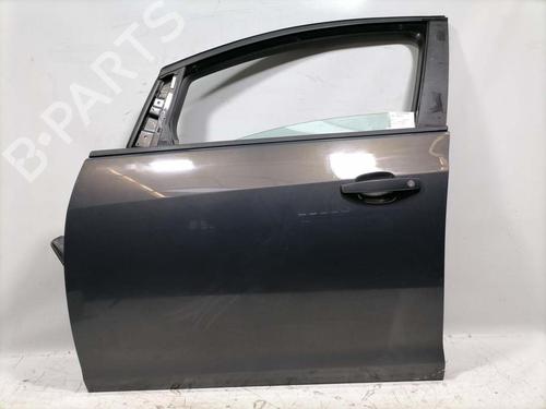 Used Left front door OPEL ASTRA J Sports Tourer (P10) 1.4 Turbo (35) (140 hp) 32031461