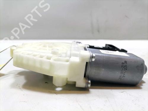 Left front window motor VW GOLF VI (5K1) 1.4 | BP31774499E21 