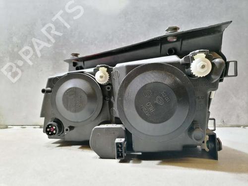 Right headlight VW PASSAT B5 Variant (3B5) 1.6 | BP31773642C29 - Image 4