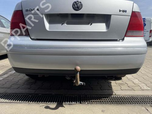 Bagtil kofangere Bagtil kofangere VW BORA I (1J2) 1.6 FSI (110 hp) 35917126 35917126