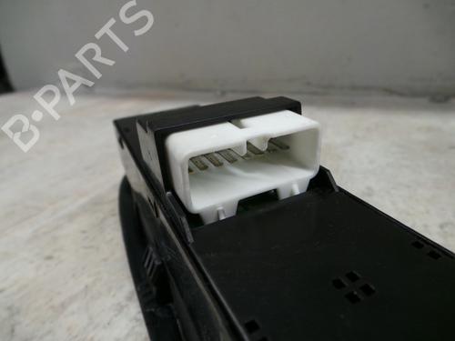 Left front window switch HYUNDAI ACCENT II (LC) 1.5 CRDi | BP33890087I27 - Image 4