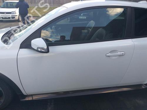 Dør venstre fortil VOLVO C30 (533) 1.6 D (109 hp) 31773635