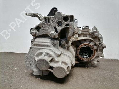 Otra VW GOLF VI (5K1) 1.4 TSI (122 hp) 31981335