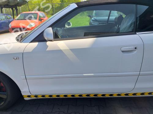 Dør venstre fortil AUDI A4 B6 Convertible (8H7) 2.4 (170 hp) 31773947