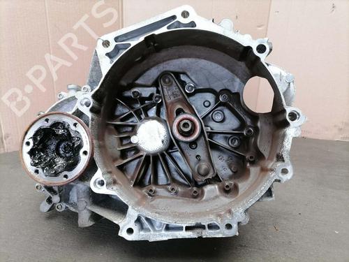 Używane Inne VW TOURAN (5T1) 1.2 TSI (110 hp) 31771708