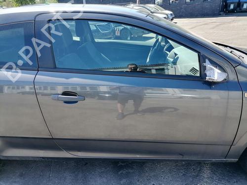 Used Right front door OPEL ASTRA H GTC (A04) 1.4 (L08) (90 hp) 31772256