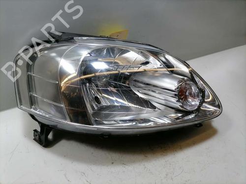 Used Right headlight VW FOX Hatchback (5Z1, 5Z3, 5Z4) 1.2 (55 hp) 31774407