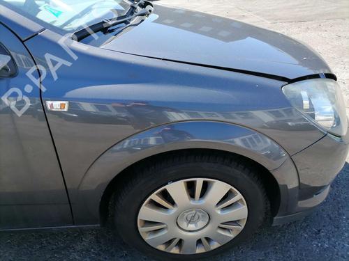 Used Right front fenders OPEL ASTRA H GTC (A04) 1.4 (L08) (90 hp) 31772252