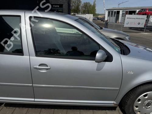 Used Right front door Right front door VW BORA I (1J2) 1.6 FSI (110 hp) 35917131 35917131