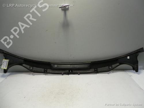 Grelha curcuvan SKODA FABIA I Combi (6Y5) 1.4 16V (75 hp) 31770571