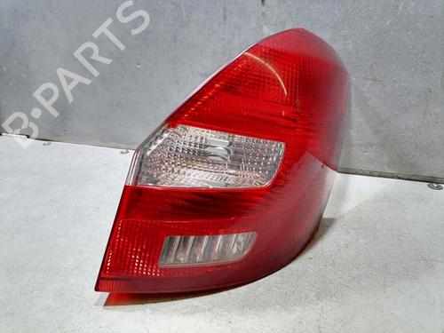 Højre baglygte SKODA FABIA II (542) 1.2 12V (60 hp) 31773452