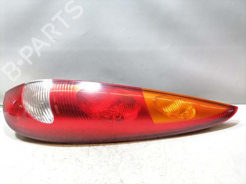 Used Right taillight NISSAN ALMERA TINO (V10) 1.8 (116 hp) 31771609