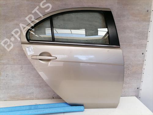 Dør højre bagtil MITSUBISHI LANCER VIII (CY_A, CZ_A) 1.8 Bifuel (CY3A, CY6A) (143 hp) 31771777
