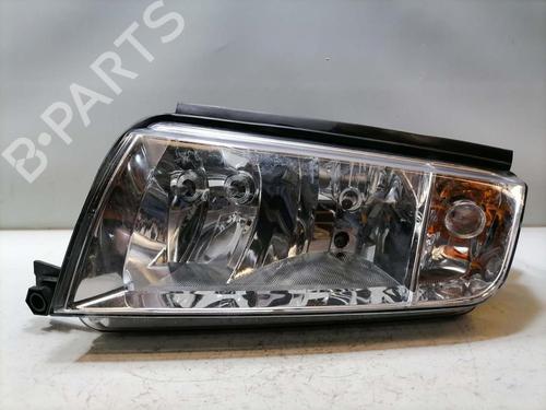 Phare gauche SKODA FABIA I Combi (6Y5) 1.4 TDI (75 hp) 31771359
