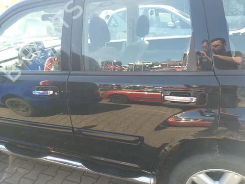 Dør venstre bagtil NISSAN X-TRAIL I (T30) 2.5 4x4 (165 hp) 31773960