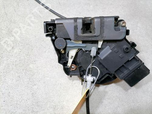 Højre fortil lås FORD FOCUS II (DA_, HCP, DP) 1.6 (100 hp) 31771132