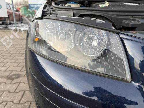 Used Right headlight AUDI A3 Sportback (8PA) 1.6 (102 hp) 31863189