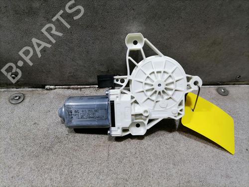 right-front-window-motor-vw-passat-b8-3g2-cb2-2014-31772281 main image