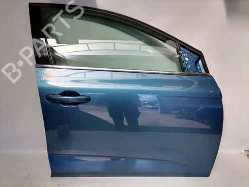 Used Right front door RENAULT MEGANE IV Grandtour (K9A/M/N_) 1.2 TCe 130 (K9MR) (130 hp) 31773927