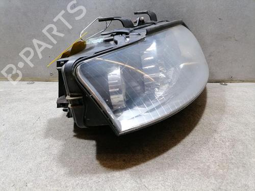 Right headlight AUDI A4 B6 (8E2) 2.0 | BP31772371C29 
