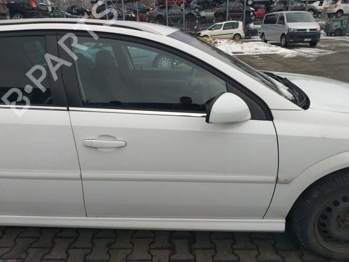 Used Right front door OPEL SIGNUM Hatchback (Z03) 1.9 CDTI (F48) (120 hp) 32068304