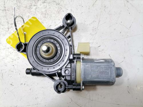 Used Right front window motor SEAT LEON (5F1) 1.2 TSI (110 hp) 32031519