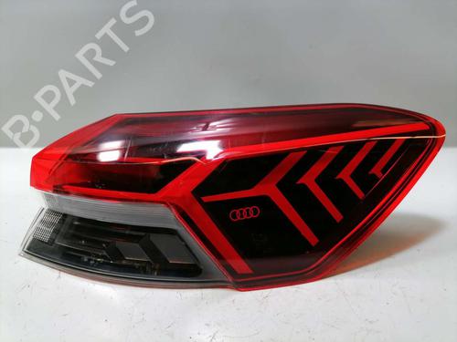 Højre baglygte AUDI Q4 E-TRON SUV (F4B) 35 (170 hp) 31774230