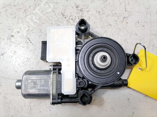 right-rear-window-motor-vw-golf-viii-variant-cg5-db5-2020-31774919 main image