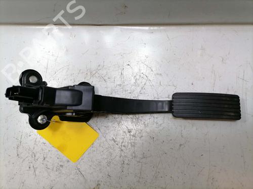 Pedal MITSUBISHI ECLIPSE CROSS (GK_, GL_) Plug-in Hybrid 4WD (GL3W) (188 hp) 31771411