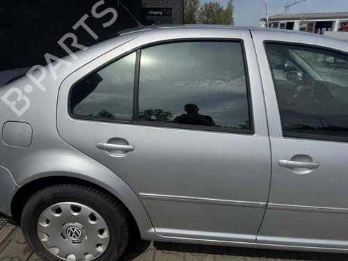 Used Right rear door Right rear door VW BORA I (1J2) 1.6 FSI (110 hp) 35917127 35917127